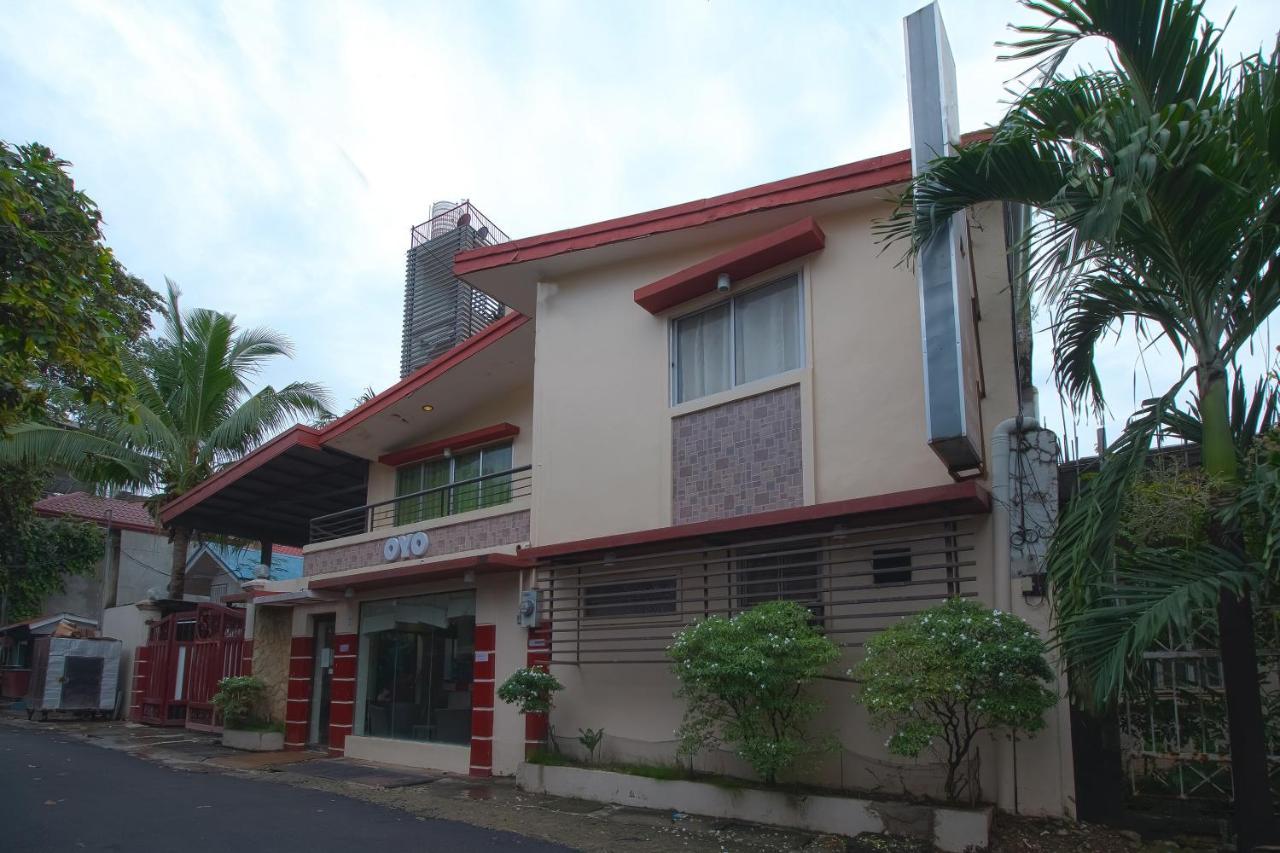 Vaccinated Staff-Oyo 655 Mambaling Pension Cebu Exterior photo